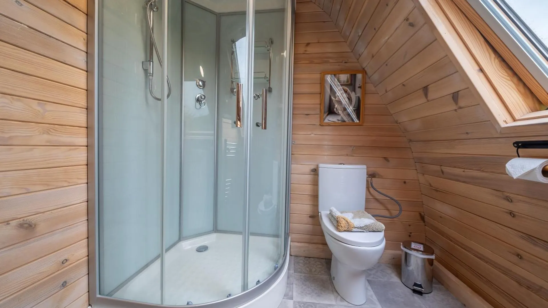 Borrett Escapes - Luxury Pods Villa Sedbergh Lodge