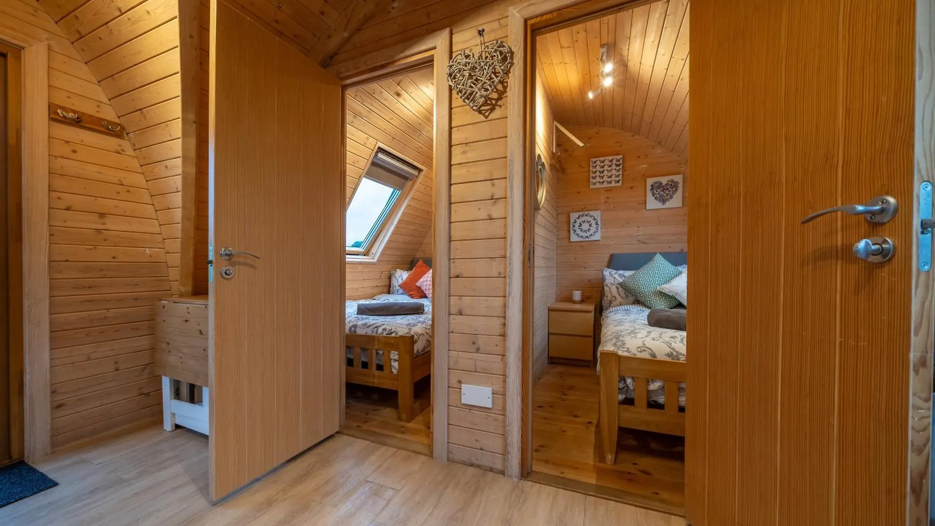 Borrett Escapes - Luxury Pods Villa Sedbergh Lodge