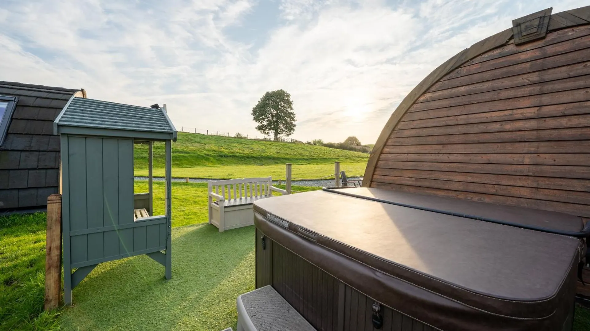Borrett Escapes - Luxury Pods Villa Sedbergh Lodge